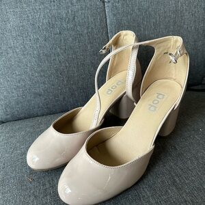 Pop Cream Ankle Strap Heels with Chunky Heel